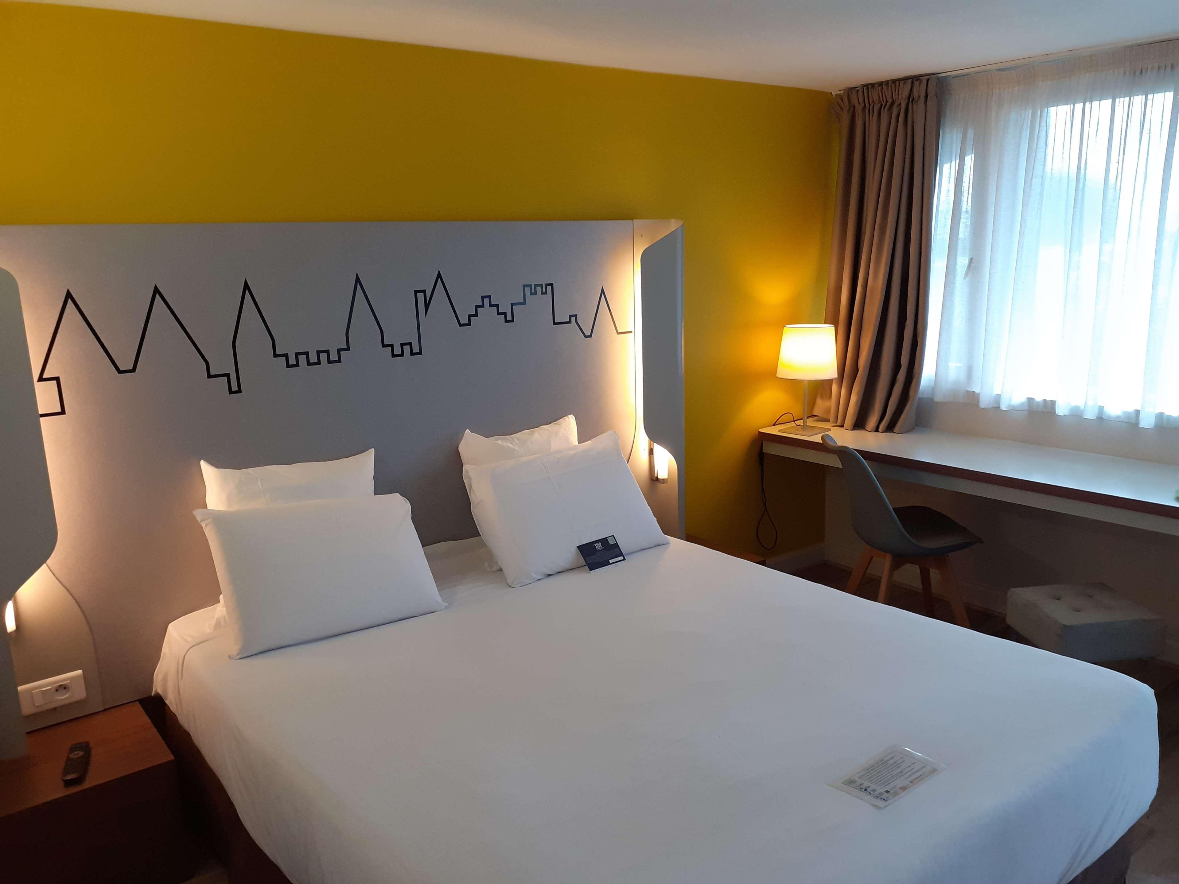 Kyriad Carcassone Ouest La Cite Екстер'єр фото